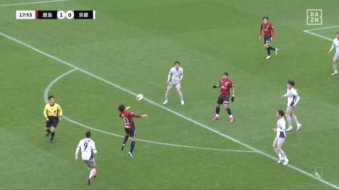 【映像】柴崎岳、胸トラップからの天才的ボールタッチ