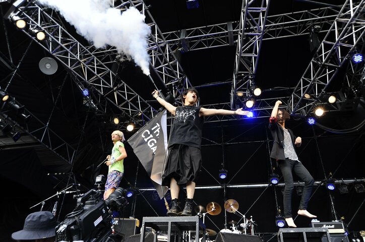 ゲスの極み乙女。、サカナ、THE BAWDIESらにオーディエンス歓喜 ライブ写真とセットリストを公開【メトロック2016 東京開催day1】
