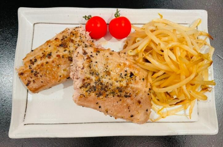  ココリコ・遠藤の妻、特売品で作った夕飯「ガーリックバターで焼いて」 