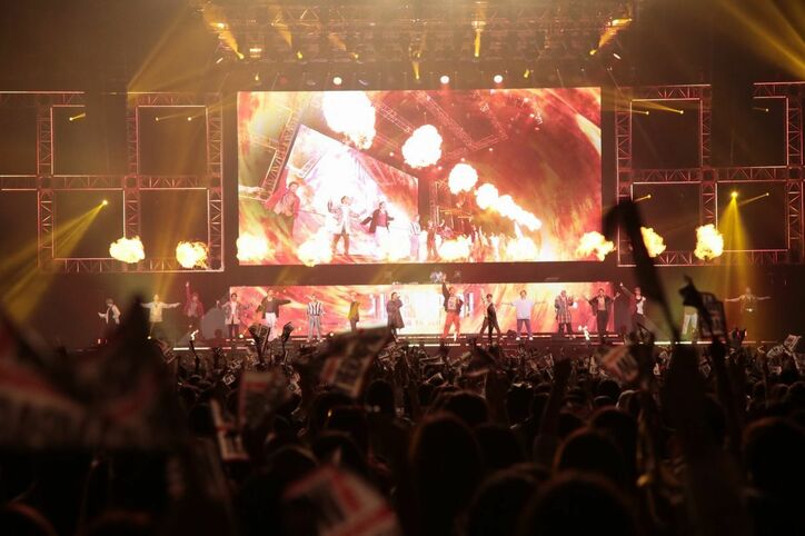 『HiGH＆LOW』歴代シリーズ楽曲に合わせてTHE RAMPAGEが舞う、歌う！ GENERATIONS数原龍友も登場 LIVEショーレポート