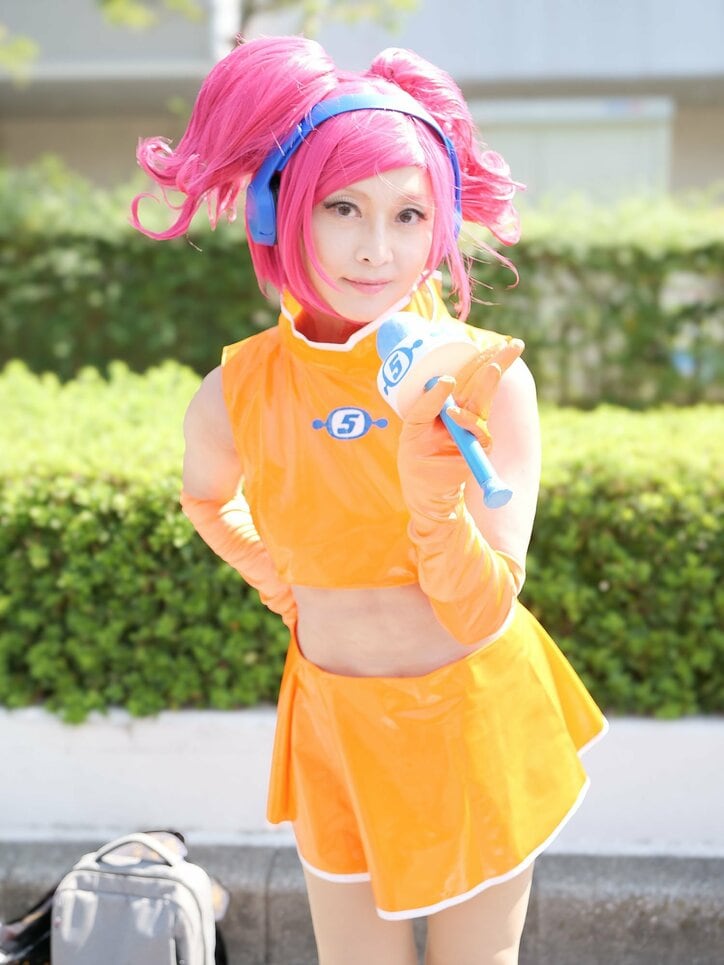 [Photos/Images] Space Channel 5's Ulala Cosplay: Handmade Costume & Props Recreate the Vibrant Cosmos! 5th