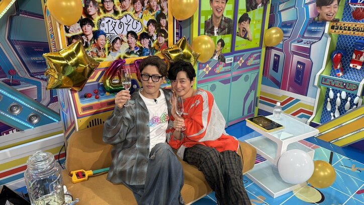 【写真・画像】入野自由、下野紘を“徹底的に甘やかす”誕生日会を開催！ケーキを“あーん”「これは何プレイなんだ…」　1枚目