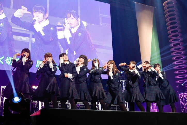 ひらがなけやき2期生「おもてなし会」で7000人が熱狂!