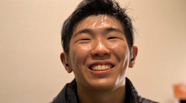「こんな僕でも輝ける」難聴を克服した16歳ファイター、父が明かした苦悩と信頼「壊れた補聴器を修理するたびに…」