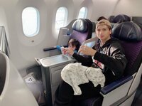 アレクサンダー『3人ビジネスクラス‼️でペルー行くぜ❤️』