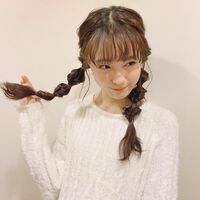 大友花恋、おさげ姿のオフショット公開 「やば！可愛すぎる」「天使」と絶賛の声