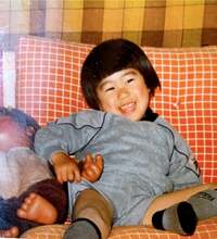 尾形あい『パパのちびっ子時代が可愛い。』