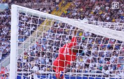 「めちゃくちゃ止める！」鈴木彩艶、ミラン相手に脅威の連続ビッグセーブ「今日だけはやめてくれ」「厄介だな」日本のミラニスタは悲鳴