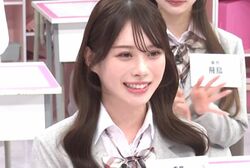 人気グラドルでキャバ嬢も務める美女、自己紹介を鬼マナー講師が高評価