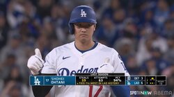 負傷の左肩はもう大丈夫？大谷翔平、マエケンから今季初盗塁成功も“従来フォーム”のスライディングにファンはヒヤヒヤ「ちょっと怖いよ」