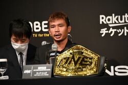 「武尊を倒すために特別な技を用意している」“ロッタンに勝った男”スーパーレック、武尊を倒して世界最強を証明する