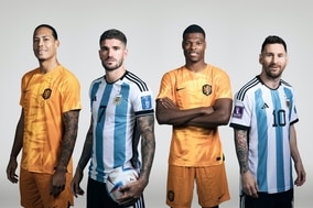 ブラジルW杯準決勝の“再戦”…オランダ代表とアルゼンチン代表がスタメンを発表！