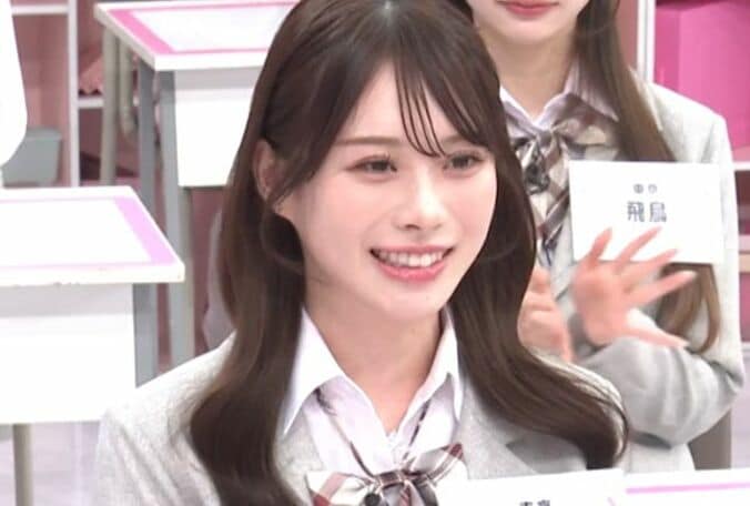 【写真・画像】話題の鬼マナー講師がグラドルキャバ嬢の挨拶を高評価、LINE添削は辛口「まだマシ」　1枚目