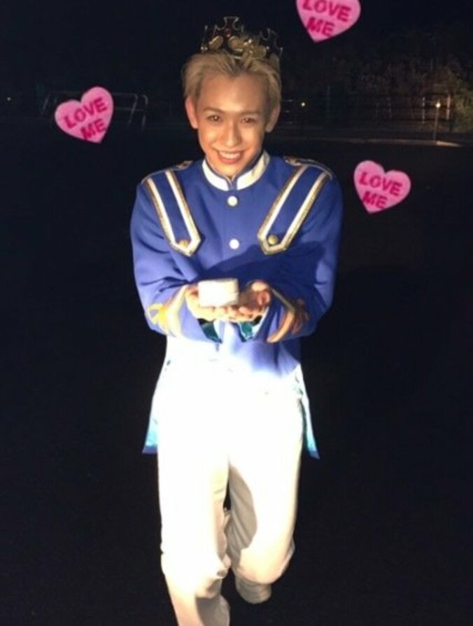 ぺこ、王子姿のりゅうちぇるに「涙が止まらんかった」　馬車を使ったプロポーズに反響 3枚目