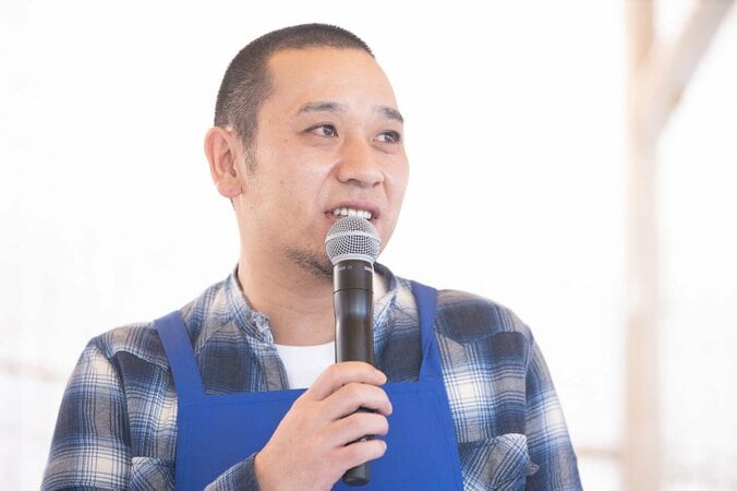 千鳥がギネス記録　“20メートル”巨大イカゲソ串を完成 3枚目