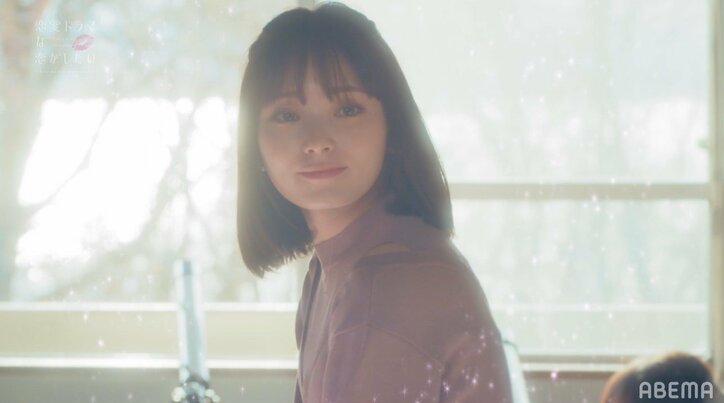 唇吸い付く濃密キス…婚約者がいる先輩と無我夢中で求め合う禁断の夜