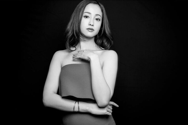 沢尻エリカ、『白い巨塔』で岡田准一の愛人を熱演　初のホステス役で体験した意外な苦労