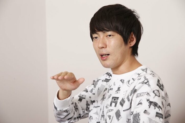 ウーマン村本 嫌いなタイプは「スマホをうつ伏せにする女」