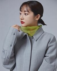 「顔面国宝すぎる」「めちゃめちゃカッコいい」武田玲奈、美しすぎる横顔ショットに称賛の声