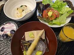 高橋英樹、豪華な朝食を公開「和懐石風に洋風をまぜて」
