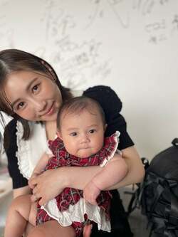  山本圭壱、妻・西野未姫と娘が出かける前の様子を公開「全く騒ぐことなく良い子」 