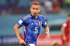 「足の筋肉どーなってんの!?」長友佑都のムキムキすぎる“肉体美”にワッキー衝撃！ ファンは「頭燃えてる！」とツッコミ【W杯】