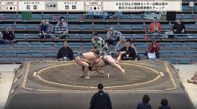 【写真・画像】横綱・豊昇龍、“憮然”たる表情　一礼直後に花道で…霧島と対照的な背中、天を仰ぎ「ああ…首を捻りました」実況も思わず伝える　1枚目