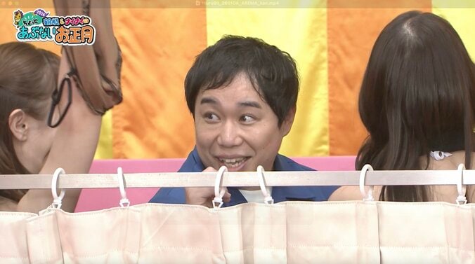 【写真・画像】セクシー美女と“洋服生交換” 霜降り・せいやが極限状態「テレビでしたらあかん顔になっちゃう！」　1枚目