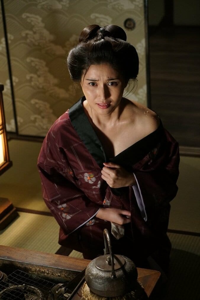 橋本マナミ、入浴中のおりょうが龍馬に異変を告げるシーンを再現 1枚目