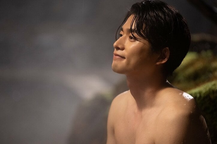 白洲迅演じるイケメン敏腕社長、温泉で魅せる肉体美に「入浴シーンキター」「いいカラダ」と興奮の声殺到