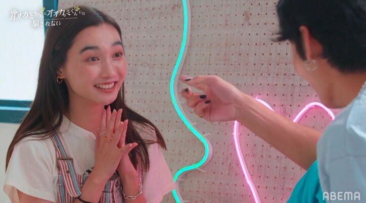 年上美女モデル・なながモテすぎる！まさかのひびきからも恋の矢印が！？他の女子はソワソワ…『オオカミちゃんとオオカミくん』第2話