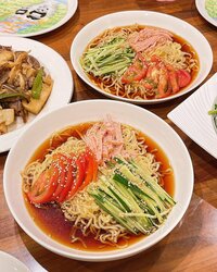 みきママ『晩御飯は黒酢の冷やし中華です~!!』