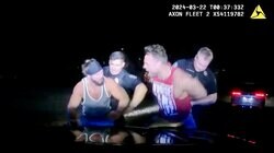 米人気レスラー、宿敵の自宅襲撃で逮捕される衝撃の瞬間 現地警察が捉えた“狂乱”の一部始終が話題に