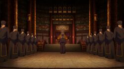 傷ついた猫猫を抱いて…アニメ「薬屋のひとりごと」壬氏の力強い眼差しが胸を打つ！