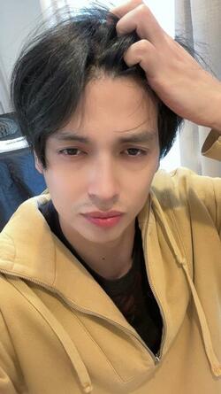  アレク、妻・川崎希が買い過ぎて喧嘩になった物「結婚20年までもったら褒めて」 