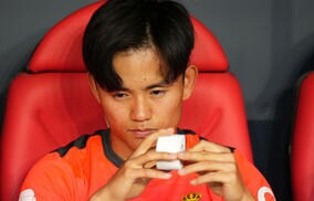 「コミュニケーション能力高い」パンツ姿の久保建英が体を張って“キレッキレダンス”まで披露！「貴重映像すぎる」