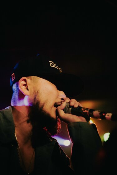 DUSTY HUSKY 5th Album「山越」のピクチャーバイナルがついに販売決定 