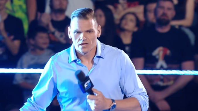 米プロレス界で“最も危険な男”、まさかのファッションで登場