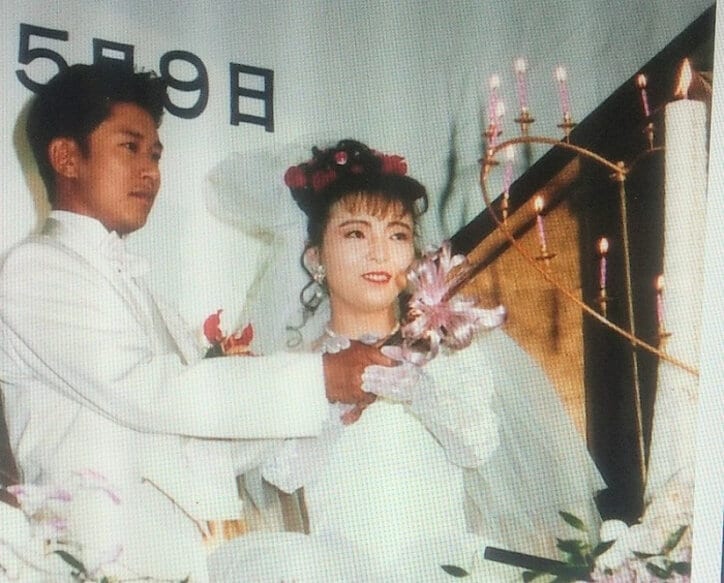 ハイヒールモモコの夫、29年前の披露宴の写真を公開「素敵」「二人とも若い」の声