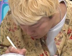 ネイリスト検定に合格した見取り図リリー、自身が作ったスゴすぎるオリジナルネイルを人気K-POPアイドルにプレゼント「ライブでもつけたい！」大満足