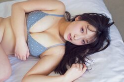“ミスマガジン2024ファイナリスト”沢美沙樹、18歳のみずみずしいプロポーション 『FLASH』初表紙＆巻頭