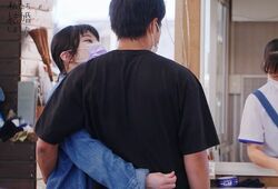 野村周平&さとうほなみ、自然と手が腰に！ホームセンターでもイチャイチャ『私たち結婚しました』第9話