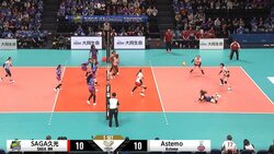 女子バレー、レシーブ直後にブレイクダンス？ “クルッ”と回って→顔面レシーブも…身体能力とガッツが話題