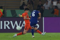 「遠藤航Ver.2.0」日本代表MF、中国粉砕の“縦回転”スーパーゴール！「自分で決めるのか」小倉幸成がボール奪取から衝撃弾【U23アジアカップ】