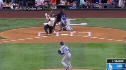 球場騒然！ 山本由伸に“打者ドン引き”「意味わからん」 縦に大きく曲がる“魔球”→マン振りして崩れ落ちる 「消えた？」「ヨーヨー！」