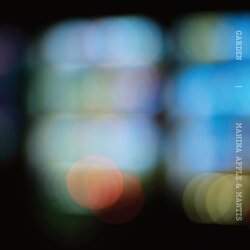 共に福岡を拠点とするMahina AppleとMANTIS、コラボレーションによるニューアルバム『Signals』を5月28日（水）にリリース決定、先行シングル「Garden」を本日リリース。