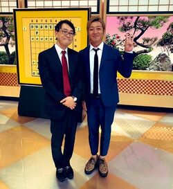 「羽生先生があまりに可愛くて」つるの剛士、羽生善治九段とのツーショットに反響