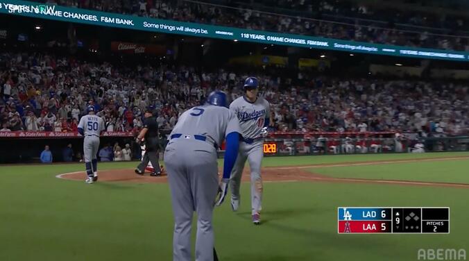 チームメイトがフルコースでお出迎え