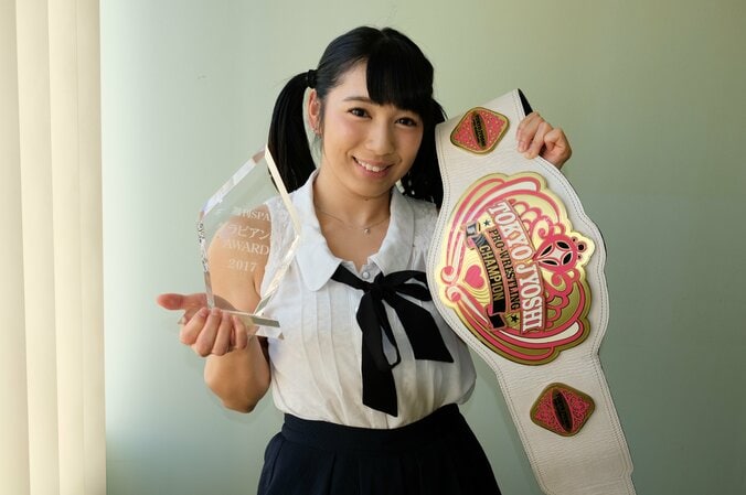 プロレスとグラビアで2冠！“筋肉アイドル”才木玲佳、「応援したくなる選手のきっかけに私がなれたらな」 1枚目