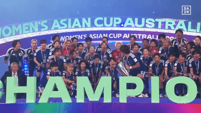 高橋はなを中心になでしこジャパンが「森脇芸」を披露